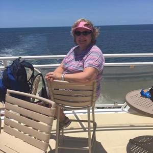 Meet your Posher, Carol